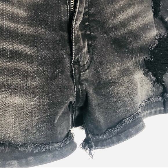 KanCan Black Distressed Denim Shorts – Size 24 - Picture 4 of 15